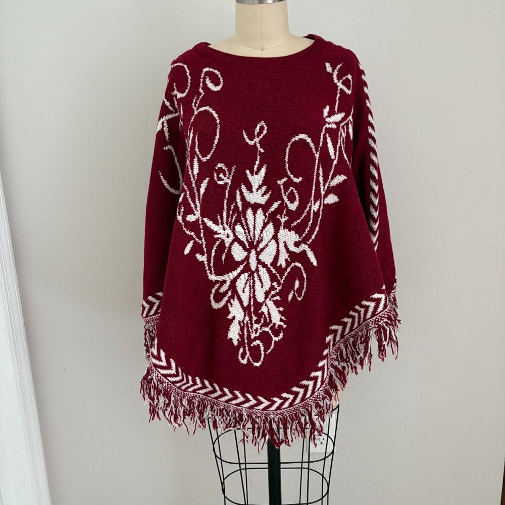 Jon & Anna Women’s Sweater Poncho Red and White Fringe Boho Chic Cabin Core O/S